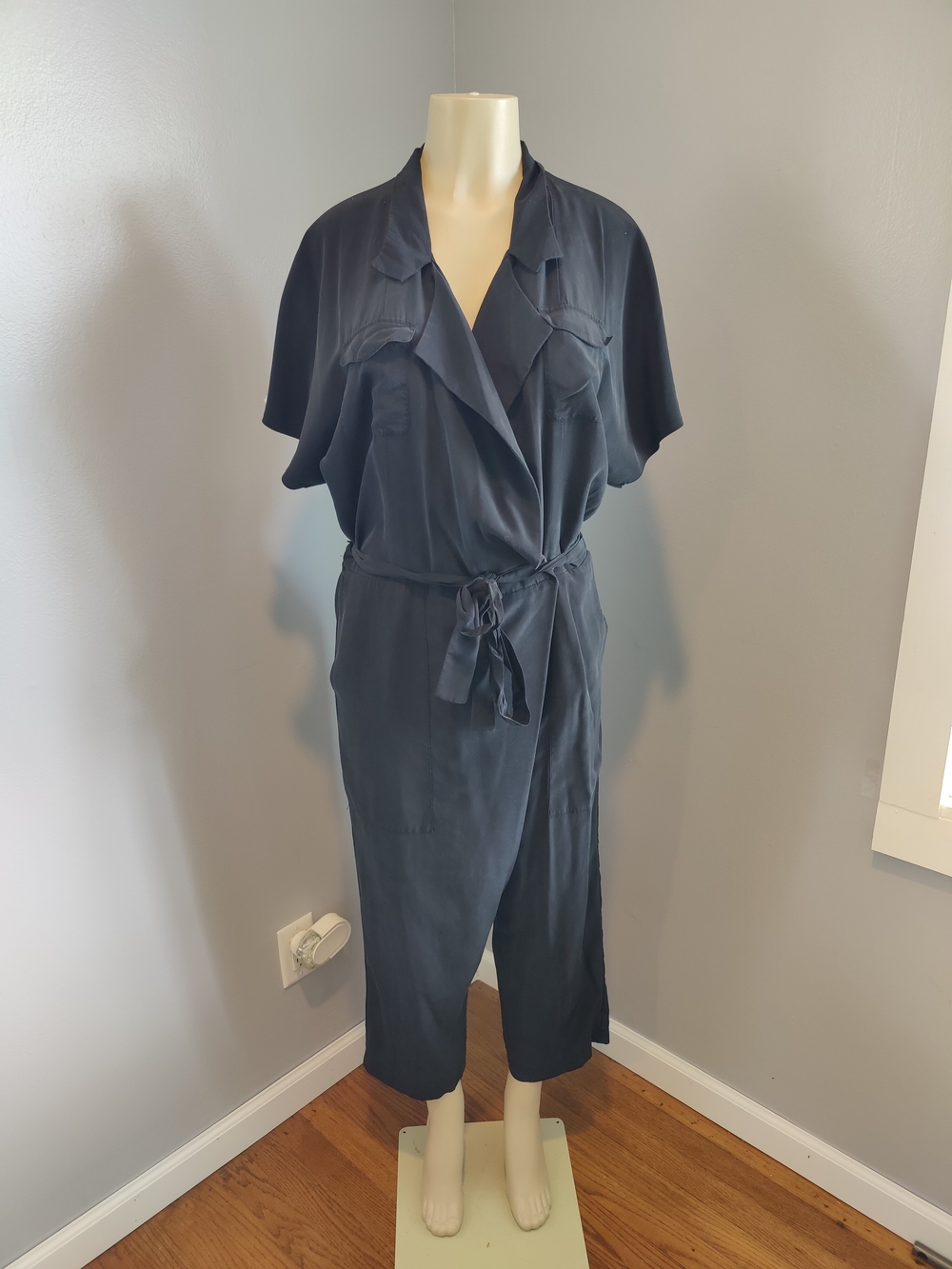 L'ecole Des Femmes Silk Kimono Suit